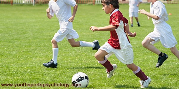 How Low Self-Confidence Hurts Sports Kids